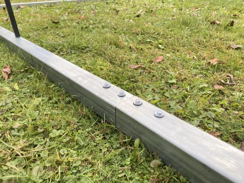 Металлический фундамент для теплицы1